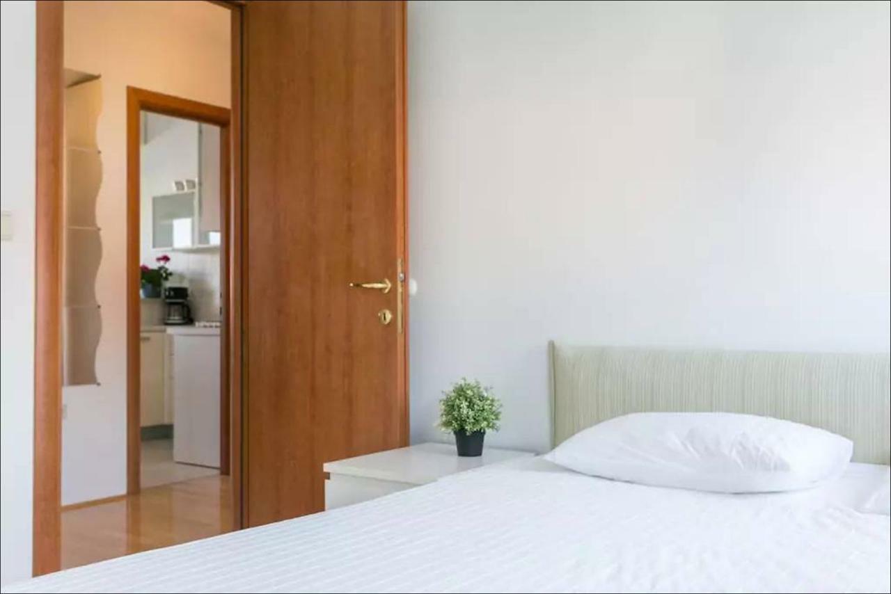 Coral Beach Apartment Dubrovnik Bagian luar foto